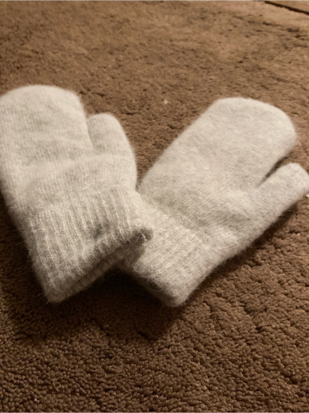 Soft Cozy Women's White Knit Mittens